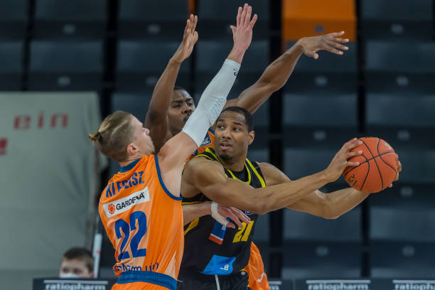 内线巨塔 内线巨塔