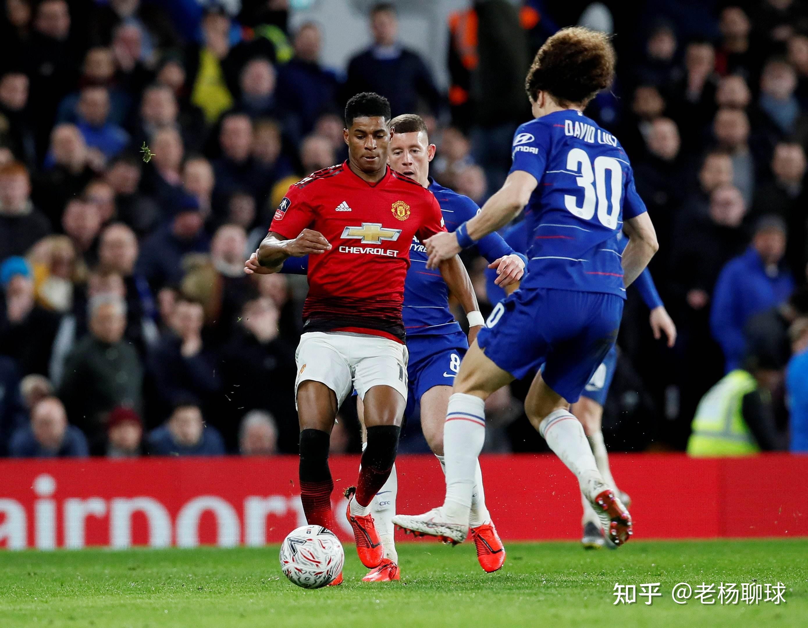 中脱颖而出 中脱颖而出